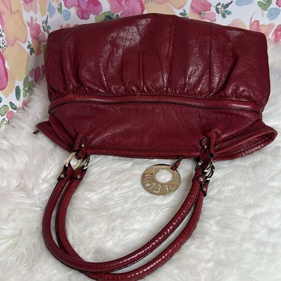 💯Authentic Fendi Hobo Leather Handbag🍀 - Picture 16 of 17